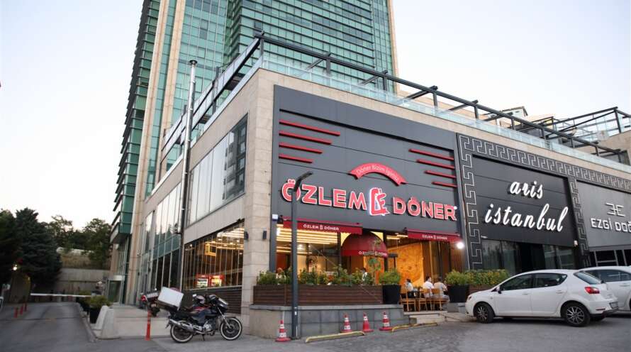 ÖZLEMCE DÖNER